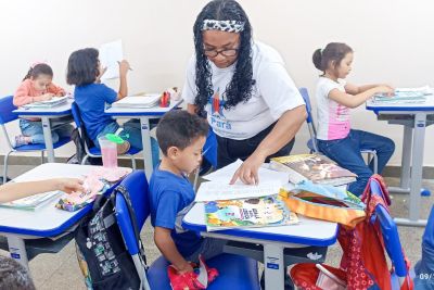 notícia: No Dia Nacional da Alfabetização, Seduc celebra avanços do programa Alfabetiza Pará