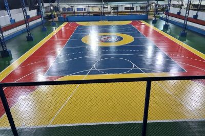 notícia: Com recursos do Dinheiro na Escola Paraense, escola estadual em Óbidos recupera quadra poliesportiva