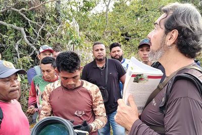 notícia: Ideflor-Bio fomenta turismo sustentável no Marajó com minicurso de observação de aves