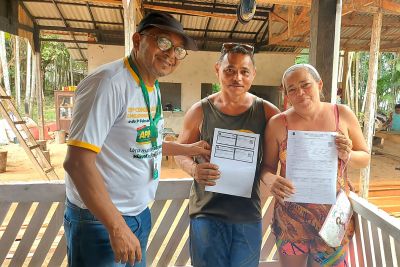 notícia: Emater entrega CAF para agricultores familiares em Bujaru