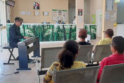 notícia: Recital de piano no Hospital Galileu acolhe e proporciona bem-estar aos pacientes