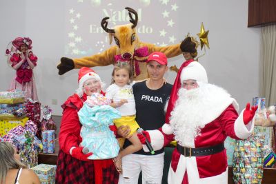 notícia: Hospital de Clínicas Gaspar Vianna celebra o natal entre pacientes e acompanhantes