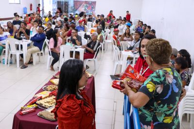 notícia: Café da manhã de Natal especial é oferecido para usuários da Uredipe