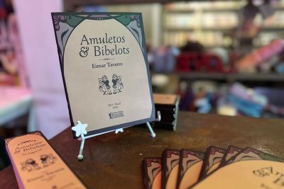 notícia: Editora Pública da Ioepa relança a obra 'Amuletos e Bibelots', de Eimar Tavares