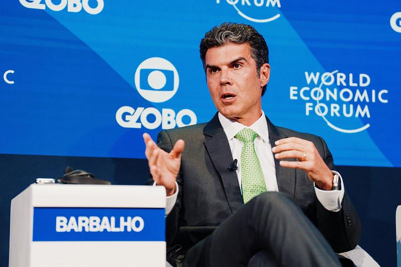  <div class='credito_fotos'>Foto: worldeconomicforum / Boris Baldinger   |   <a href='/midias/2024/originais/18110_31e65eec-6190-9cbc-b09f-6a9545040ae0.jpg' download><i class='fa-solid fa-download'></i> Download</a></div>