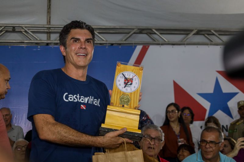Evento GOV. HELDER BARBALHO EM CASTANHAL - Fotos Pedro Guerreiro/ AgPará
ARTESANATO MODELO
ENTREGA VIATURA ROSA DEAM
ENTREGA VIATURAS PM
TITULOS DE TERRA
SUA CASA
PRONUNCIAMENTO <div class='credito_fotos'>Foto: Pedro Guerreiro / Ag. Pará | <a href='/midias/2024/originais/18216_0bf693ba-a52e-b0dd-3e46-2475cafa1ef7.jpg' download><i class='fa-solid fa-download'></i> Download</a></div>