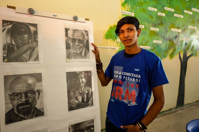 Jonathan Sousa - estudante e desenhista <div class='credito_fotos'>Foto: Bruno Cecim / Ag.Pará | <a href='/midias/2024/originais/18219_a3ad8e07-c102-70ad-aa18-ce8e4a9f7179.jpg' download><i class='fa-solid fa-download'></i> Download</a></div>