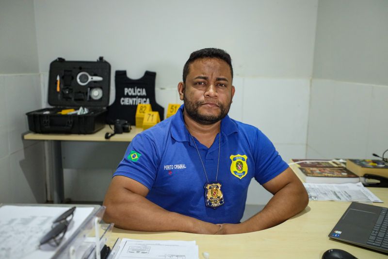 Lenon Valle Araújo - Perito Criminal <div class='credito_fotos'>Foto: Marcelo Lelis / Ag. Pará | <a href='/midias/2024/originais/18255_bc5d9711-15f1-c8da-7c68-f91c2f9c44c6.jpg' download><i class='fa-solid fa-download'></i> Download</a></div>