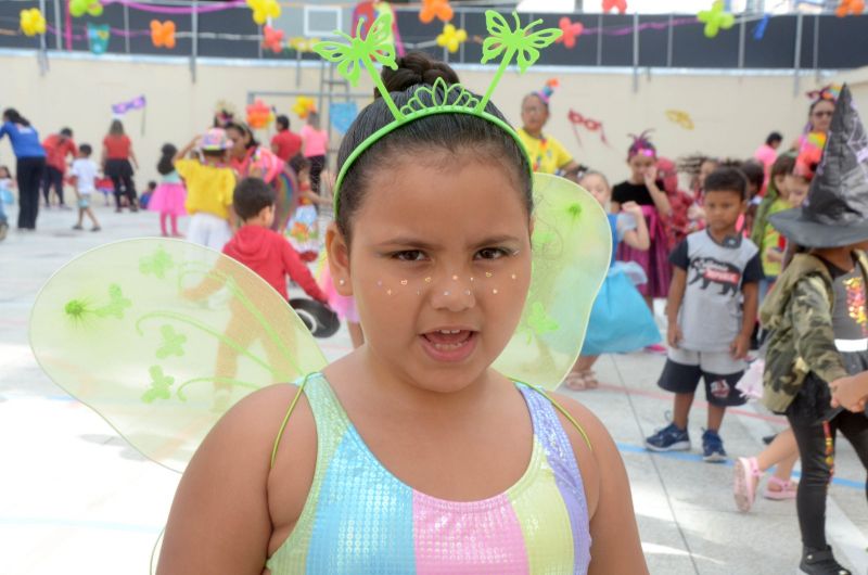 Estudante do pré II, Edite Maria dos Santos, de 5 anos.