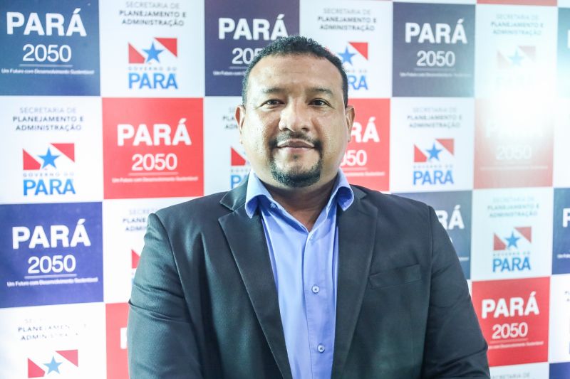 Wanderclay Nascimento, diretor Saneamento Ambiental da Secretaria das Cidades e Integração Regional (SECIR) <div class='credito_fotos'>Foto: Bruno Cecim / Ag.Pará | <a href='/midias/2024/originais/18406_261881c2-5022-ada8-9c47-ea6299a489f0.jpg' download><i class='fa-solid fa-download'></i> Download</a></div>