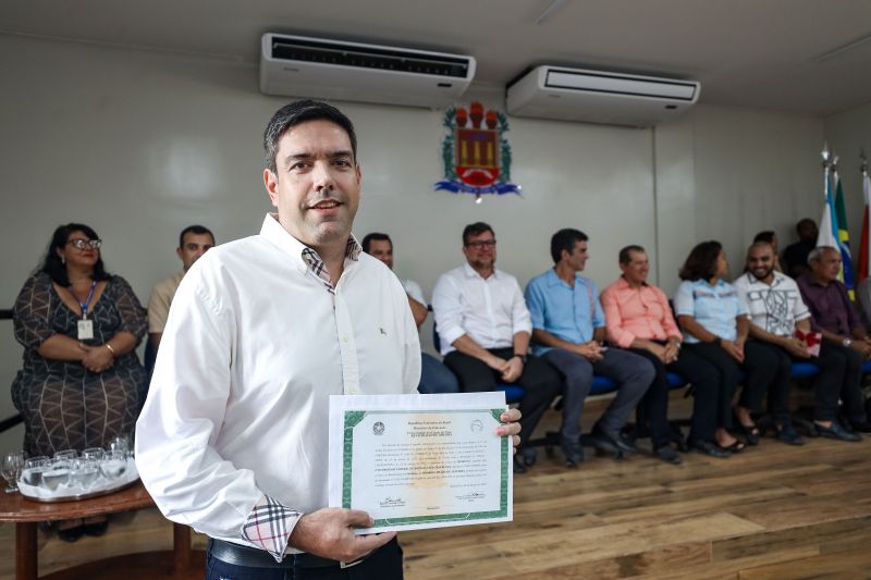 Rodrigo Prato, médico revalidado <div class='credito_fotos'>Foto: Pedro Guerreiro / Ag. Pará   |   <a href='/midias/2024/originais/18445_65edc890-fd73-02ec-81b2-5d684a95b333.jpg' download><i class='fa-solid fa-download'></i> Download</a></div>