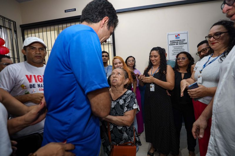 Agenda Governador Castanhal/Imagens de apoio do Centro Hemodinâmica
Fotos Bruno Cecim/Agência Pará
<div class='credito_fotos'>Foto: Alex Ribeiro / Ag. Pará | <a href='/midias/2024/originais/18463_00aaae4b-00af-8a87-79ae-377036fc795d.jpg' download><i class='fa-solid fa-download'></i> Download</a></div>