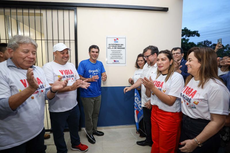 Agenda Governador Castanhal/Imagens de apoio do Centro Hemodinâmica
Fotos Bruno Cecim/Agência Pará
<div class='credito_fotos'>Foto: Alex Ribeiro / Ag. Pará | <a href='/midias/2024/originais/18463_79f6d614-849f-c93a-6379-42439c6b157d.jpg' download><i class='fa-solid fa-download'></i> Download</a></div>