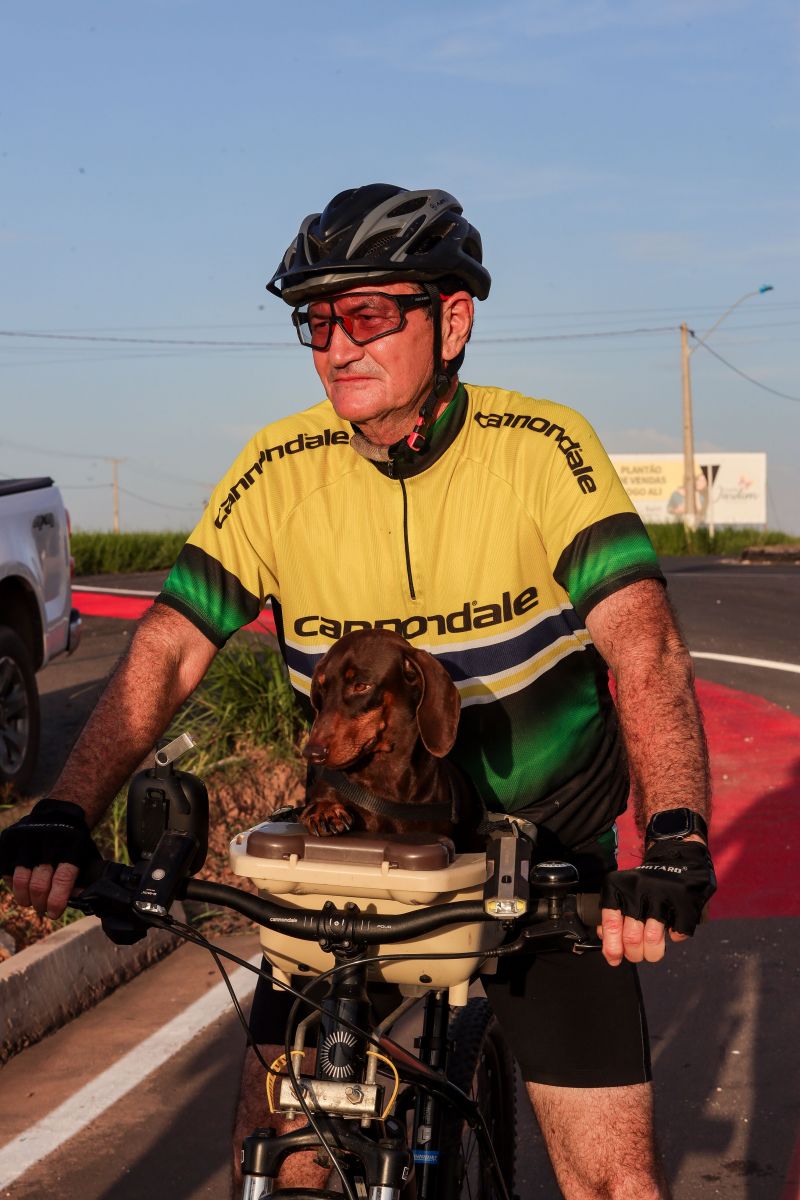 Jocélio carneiro- ciclista <div class='credito_fotos'>Foto: Marco Santos / Ag. Pará | <a href='/midias/2024/originais/18590_05232763-bf15-8ae1-fb88-ee3aceef74be.jpg' download><i class='fa-solid fa-download'></i> Download</a></div>