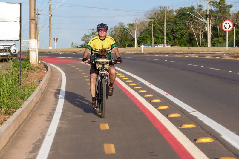 Jocélio carneiro- ciclista <div class='credito_fotos'>Foto: Marco Santos / Ag. Pará | <a href='/midias/2024/originais/18590_4a67113e-267e-ab05-74f1-cfa20d6bfa5c.jpg' download><i class='fa-solid fa-download'></i> Download</a></div>