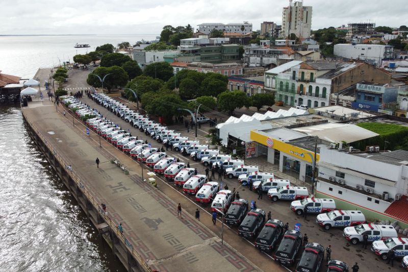 SANTAREM-ENTREGA DE VIATURAS