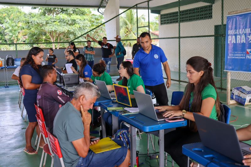 MOJU - Mutirão Regulariza Pará / FOTOS: Antonio Darwich/Ascom-Semas
Semas faz Mutirão do Regulariza Pará em comunidades de Moju
<div class='credito_fotos'>Foto: ASCOM / SEMAS | <a href='/midias/2024/originais/18746_04b50797-b842-d61e-4c15-9c4568ebdebb.jpg' download><i class='fa-solid fa-download'></i> Download</a></div>
