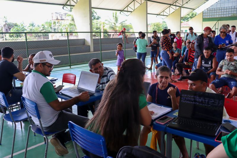 MOJU - Mutirão Regulariza Pará / FOTOS: Antonio Darwich/Ascom-Semas
Semas faz Mutirão do Regulariza Pará em comunidades de Moju
<div class='credito_fotos'>Foto: ASCOM / SEMAS | <a href='/midias/2024/originais/18746_5618fc0f-5f1e-df8b-4a1b-7132864722f2.jpg' download><i class='fa-solid fa-download'></i> Download</a></div>