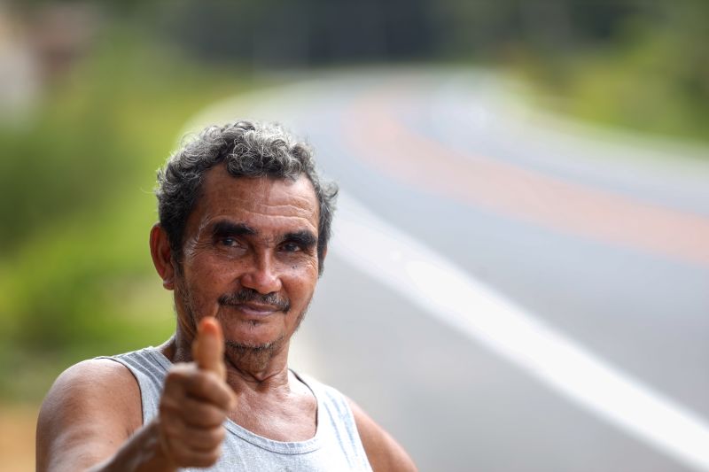 Moisés Barbalho Ferreira - Agricultor Familiar <div class='credito_fotos'>Foto: Marcelo Lelis / Ag. Pará   |   <a href='/midias/2024/originais/18759_39a265c4-b1b9-1b8a-ed7b-0acb0f01f450.jpg' download><i class='fa-solid fa-download'></i> Download</a></div>