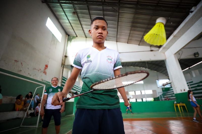 Anderson Nascimento, 16 anos, atleta do parabadminton <div class='credito_fotos'>Foto: Marcelo Lelis / Ag. Pará | <a href='/midias/2024/originais/18793_59ff9082-8479-5e6b-755f-1c62cb6865ae.jpg' download><i class='fa-solid fa-download'></i> Download</a></div>