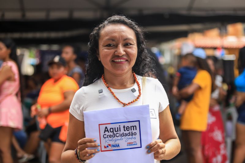 Taiani Souza-artesã credcidadao <div class='credito_fotos'>Foto: Bruno Cruz / Agência Pará | <a href='/midias/2024/originais/18886_34950b4c-7af0-038b-e93e-a12c09203a83.jpg' download><i class='fa-solid fa-download'></i> Download</a></div>