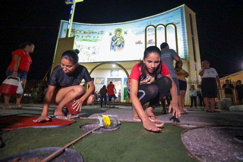 Tradição cultural e religiosa leva fiéis às ruas de Capanema para celebrar Corpus Christi
FOTOS: ALEX RIBEIRO/AGPARÁ <div class='credito_fotos'>Foto: Alex Ribeiro / Ag. Pará | <a href='/midias/2024/originais/20055_20a80380-c9cb-3194-5f24-a0fa9a124861.jpg' download><i class='fa-solid fa-download'></i> Download</a></div>