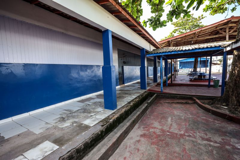 Local onde será construída a nova Escola Paulino de Brito • Centro Especializado de Atendimento a Meninas e Mulheres Marajoaras <div class='credito_fotos'>Foto: Marcelo Lelis / Ag. Pará | <a href='/midias/2024/originais/20113_3dac7274-2288-1066-b7bb-40d10ee2e3d3.jpg' download><i class='fa-solid fa-download'></i> Download</a></div>