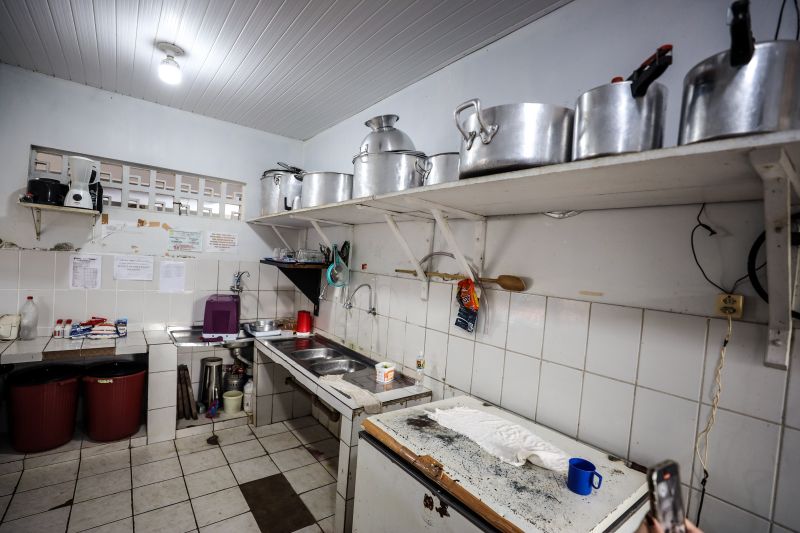 Local onde será construída a nova Escola Paulino de Brito • Centro Especializado de Atendimento a Meninas e Mulheres Marajoaras <div class='credito_fotos'>Foto: Marcelo Lelis / Ag. Pará | <a href='/midias/2024/originais/20113_55c6fc5c-d728-4794-87e1-78b483d2f369.jpg' download><i class='fa-solid fa-download'></i> Download</a></div>