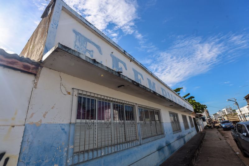Local onde será construída a nova Escola Paulino de Brito • Centro Especializado de Atendimento a Meninas e Mulheres Marajoaras <div class='credito_fotos'>Foto: Marcelo Lelis / Ag. Pará | <a href='/midias/2024/originais/20113_de6c2e40-77bf-0d01-d65f-0ac2c77659fd.jpg' download><i class='fa-solid fa-download'></i> Download</a></div>