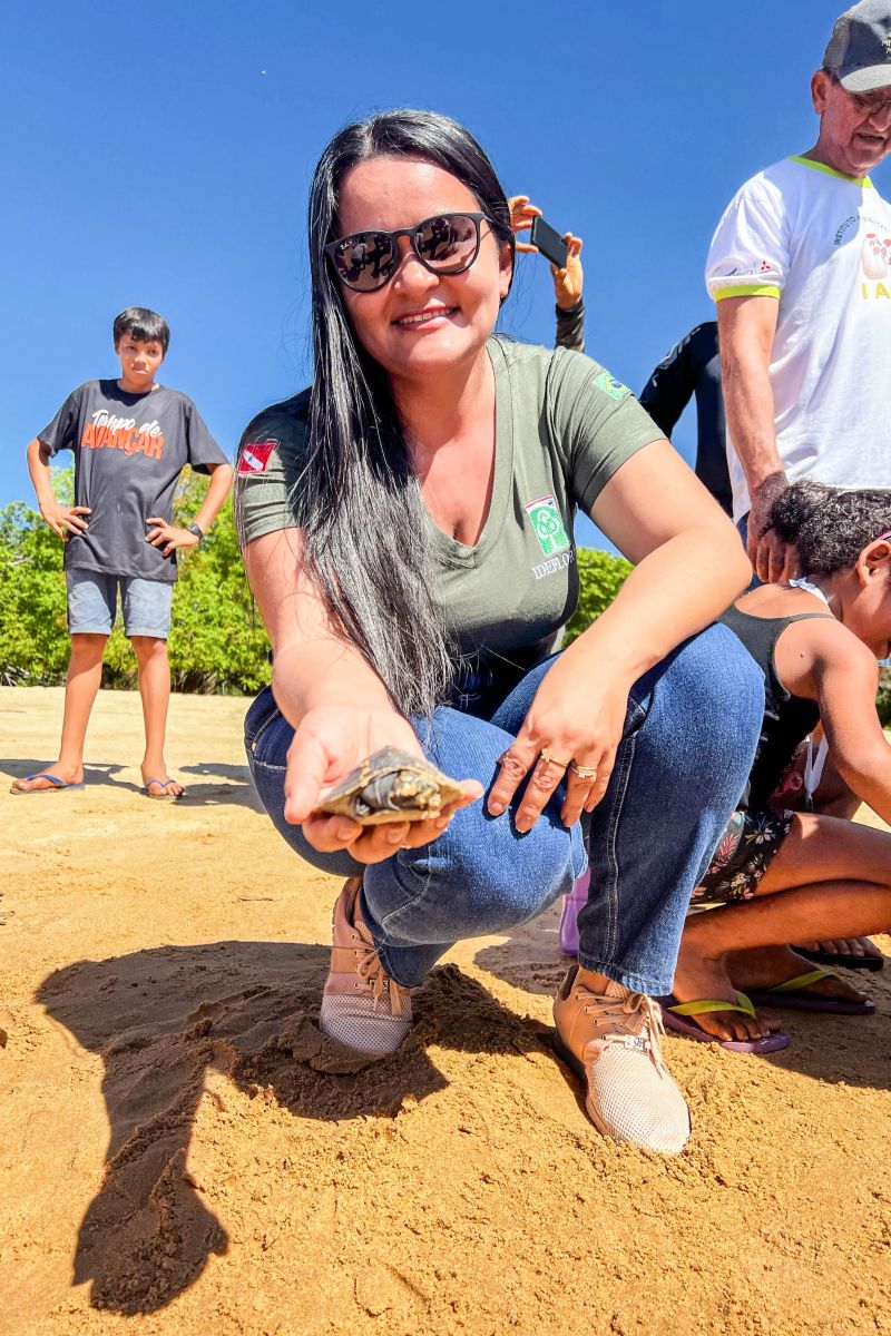 Soltura de 3 mil quelônios no rio Araguaia marcam programação pelo “Junho Verde” no sudeste paraense <div class='credito_fotos'>Foto: João Vitor Santos / Ascom Ideflor-Bio | <a href='/midias/2024/originais/20124_7fabffe4-5a5f-8a65-3b39-ac80a39be417.jpg' download><i class='fa-solid fa-download'></i> Download</a></div>