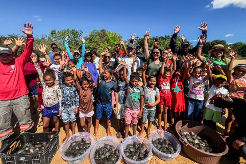 Soltura de 3 mil quelônios no rio Araguaia marcam programação pelo “Junho Verde” no sudeste paraense <div class='credito_fotos'>Foto: João Vitor Santos / Ascom Ideflor-Bio | <a href='/midias/2024/originais/20124_ce222674-55d4-93a7-792d-b5fd296e2945.jpg' download><i class='fa-solid fa-download'></i> Download</a></div>