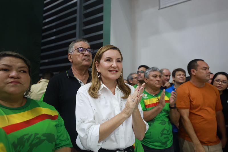 inauguração complexo esportivo
Barcarena
Fotos:Bruno cruz/ Ag Pará
<div class='credito_fotos'>Foto: Bruno Cruz / Agência Pará | <a href='/midias/2024/originais/20146_207e4876-3933-d5a7-4134-f99a357692c2.jpg' download><i class='fa-solid fa-download'></i> Download</a></div>
