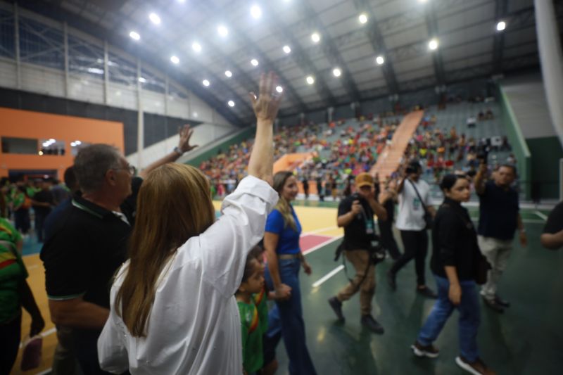 inauguração complexo esportivo
Barcarena
Fotos:Bruno cruz/ Ag Pará
<div class='credito_fotos'>Foto: Bruno Cruz / Agência Pará | <a href='/midias/2024/originais/20146_d6cfef8d-bb15-2f29-e900-9eb2817ba0ac.jpg' download><i class='fa-solid fa-download'></i> Download</a></div>