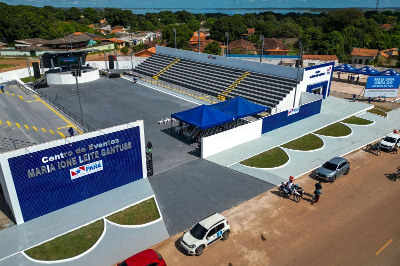fotos;: Raphael Luz / AGPARÁ
Entrega Via Asfaltadas + Entrega Centro de Eventos Ione Gantus + Sua Casa + Cred Cidadao <div class='credito_fotos'>Foto: Raphael Luz / Ag. Pará | <a href='/midias/2024/originais/20270_12c0cda3-2c48-f09f-afbd-3c6003ff8fca.jpg' download><i class='fa-solid fa-download'></i> Download</a></div>