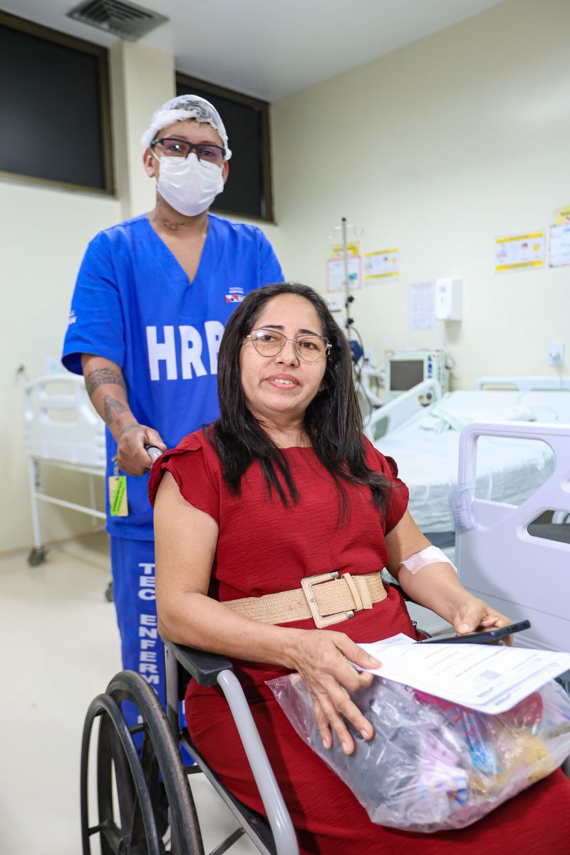 Nilzete Mota da Silva - professora / paciente hospital regional <div class='credito_fotos'>Foto: Marco Santos / Ag. Pará | <a href='/midias/2024/originais/20277_acf90bfc-f271-6b6e-eed8-fc5e295eece7.jpg' download><i class='fa-solid fa-download'></i> Download</a></div>