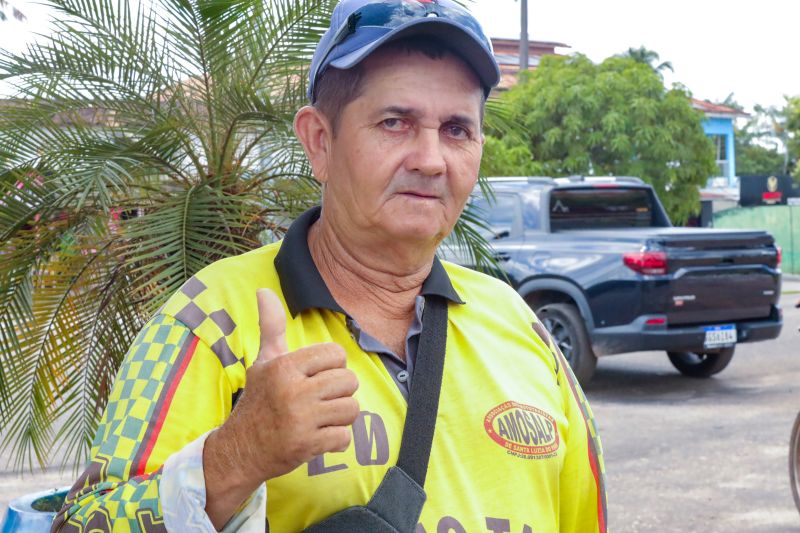 Benedito Narciso
Moto taxista <div class='credito_fotos'>Foto: Bruno Cruz / Agência Pará | <a href='/midias/2024/originais/20329_bd95b57c-61ba-e5bc-734a-a9535869ec3f.jpg' download><i class='fa-solid fa-download'></i> Download</a></div>