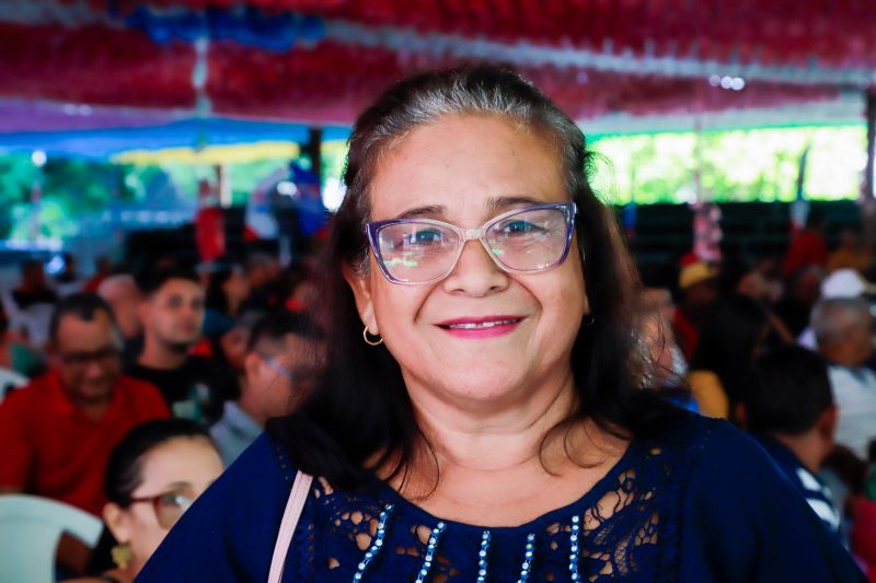 Diana Quadros