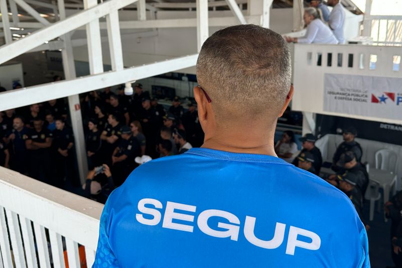‘Operação Verão 2024' é lançada em mais de 90 localidades com mais de 5 mil agentes reforçando a segurança
São realizadas diversas ações ostensivas e preventivas, com reforço no policiamento local, monitoramento e diversas atividades integradas entre as forças, para coibir e inibir a criminalidade durante todo o mês de julho
André Macedo / Ascom Segup <div class='credito_fotos'>Foto: André Macedo / Ascom Segup | <a href='/midias/2024/originais/20393_3e5a5d69-37f7-67a1-b1a6-a1ecf98423ed.jpg' download><i class='fa-solid fa-download'></i> Download</a></div>