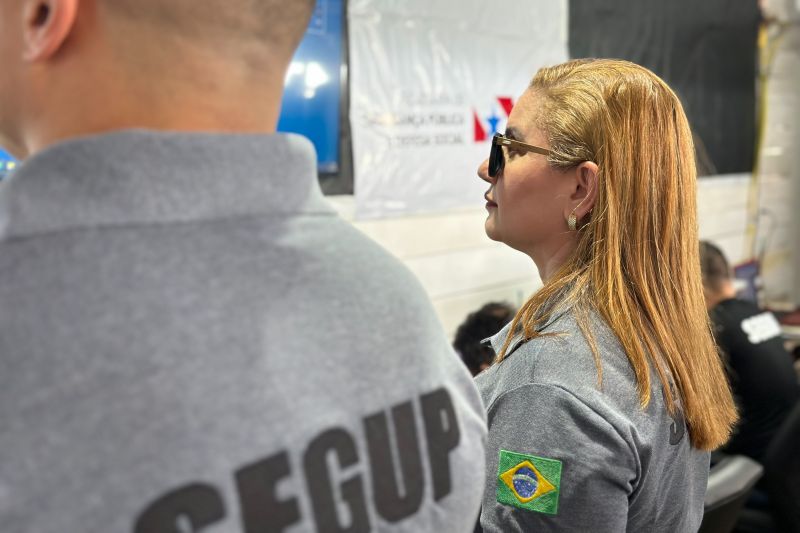 ‘Operação Verão 2024' é lançada em mais de 90 localidades com mais de 5 mil agentes reforçando a segurança
São realizadas diversas ações ostensivas e preventivas, com reforço no policiamento local, monitoramento e diversas atividades integradas entre as forças, para coibir e inibir a criminalidade durante todo o mês de julho
André Macedo / Ascom Segup <div class='credito_fotos'>Foto: André Macedo / Ascom Segup | <a href='/midias/2024/originais/20393_e965415e-6bf2-a32d-5cbf-6c433c2f484e.jpg' download><i class='fa-solid fa-download'></i> Download</a></div>