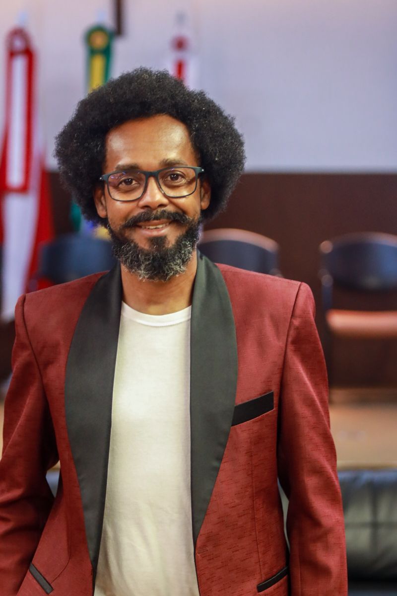 Mário Almeida (mediador) SEDUC <div class='credito_fotos'>Foto: Bruno Cruz / Agência Pará | <a href='/midias/2024/originais/20589_58832ff3-6a1d-8960-c49f-e1ec25a1c650.jpg' download><i class='fa-solid fa-download'></i> Download</a></div>