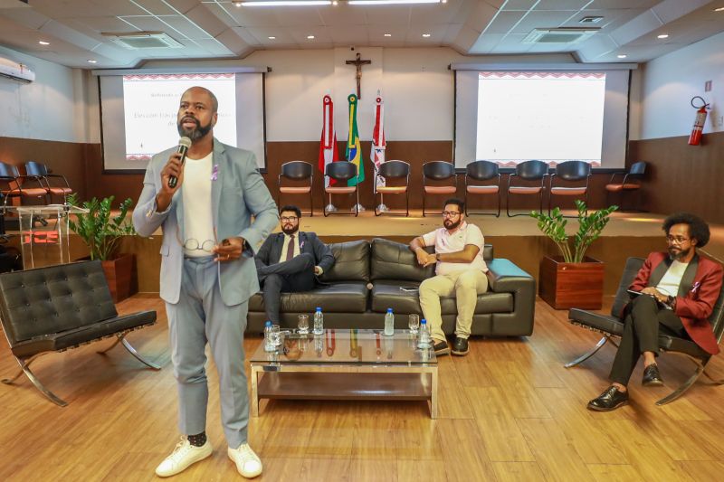 Luciano Ramos
Diretor adjunto do instituto promundo e diretor executivo da Ramos Associados especialista em masculinidade,saúde do homem paternidade e equidade de gênero.
Embaixador da campanha homens positivamente da UNESCO <div class='credito_fotos'>Foto: Bruno Cruz / Agência Pará | <a href='/midias/2024/originais/20589_87d18f80-9adf-d4c6-4427-980d9455be1d.jpg' download><i class='fa-solid fa-download'></i> Download</a></div>