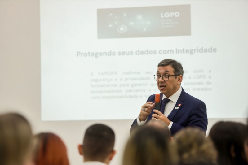 Marcelo Botelho, Presidente da FAPESPA <div class='credito_fotos'>Foto: Pedro Guerreiro / Ag. Pará | <a href='/midias/2024/originais/20639_49c01a23-975f-189e-780e-3ddd23c9a7a1.jpg' download><i class='fa-solid fa-download'></i> Download</a></div>
