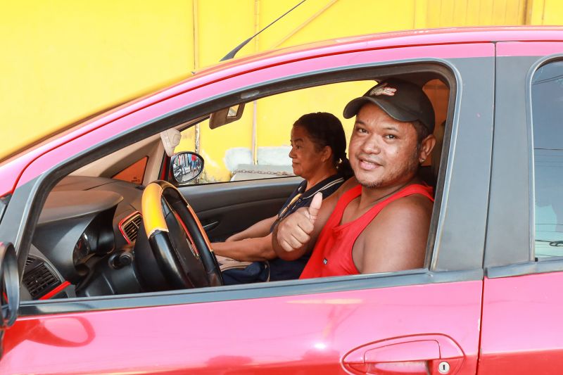 Rafael Conceição da Silva
Motorista <div class='credito_fotos'>Foto: Bruno Cruz / Agência Pará | <a href='/midias/2024/originais/20686_a75ea359-ece2-43c9-7582-fd185769339f.jpg' download><i class='fa-solid fa-download'></i> Download</a></div>