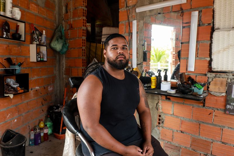 Dion Williams – 23 anos
Barbeiro <div class='credito_fotos'>Foto: Bruno Cruz / Agência Pará | <a href='/midias/2024/originais/20768_08172583-1169-b213-230c-cb024c5e5dc1.jpg' download><i class='fa-solid fa-download'></i> Download</a></div>