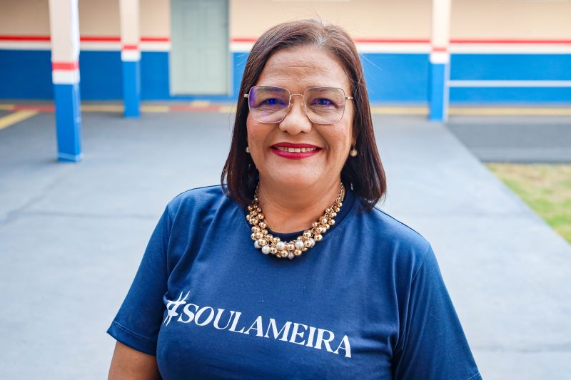 Eliana Balestreri, diretora da escola <div class='credito_fotos'>Foto: Bruno Cecim / Ag.Pará | <a href='/midias/2024/originais/20814_8d75b513-8bf1-8eac-a304-24ec0314ce70.jpg' download><i class='fa-solid fa-download'></i> Download</a></div>