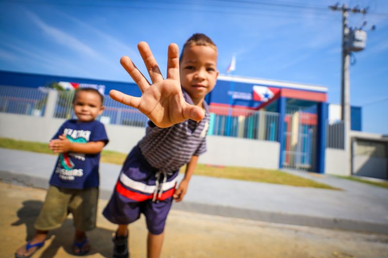 Filhos da dona Tânia Silva <div class='credito_fotos'>Foto: Marcelo Lelis / Ag. Pará | <a href='/midias/2024/originais/20818_67a2eb5d-02de-2cb9-5416-8708d1d0b1e8.jpg' download><i class='fa-solid fa-download'></i> Download</a></div>
