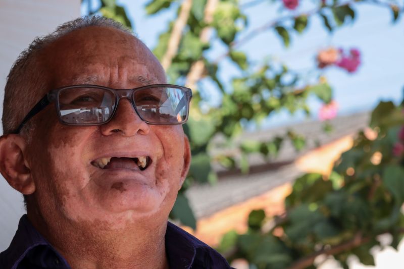 Raimundo Gomes, 73 anos. <div class='credito_fotos'>Foto: Pedro Guerreiro / Ag. Pará | <a href='/midias/2024/originais/20825_dcb8d18f-3f04-9003-2505-9220d61f852e.jpg' download><i class='fa-solid fa-download'></i> Download</a></div>