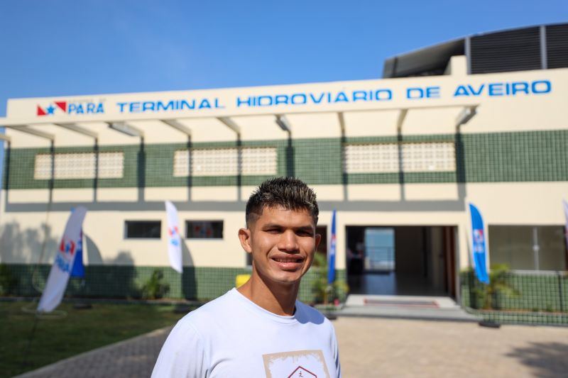Allain Santos, Educador Social <div class='credito_fotos'>Foto: Marcelo Lelis / Ag. Pará | <a href='/midias/2024/originais/20832_b3691720-abad-ecad-1b27-2573688bab42.jpg' download><i class='fa-solid fa-download'></i> Download</a></div>