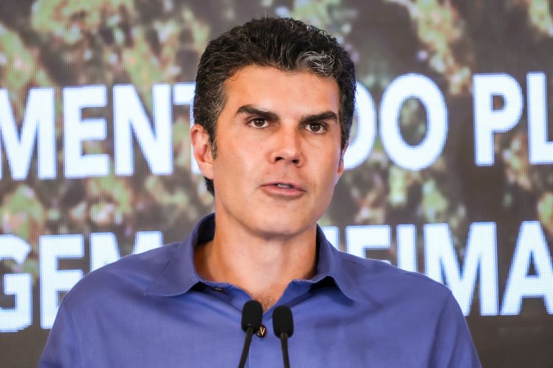 Coletiva de imprensa plano de ações contra estiagem e queimadas
fotos Marco Santos Ag Pará <div class='credito_fotos'>Foto: Marco Santos / Ag. Pará | <a href='/midias/2024/originais/20899_0ac2b9ea-7ac1-72b1-ec65-91214737925e.jpg' download><i class='fa-solid fa-download'></i> Download</a></div>
