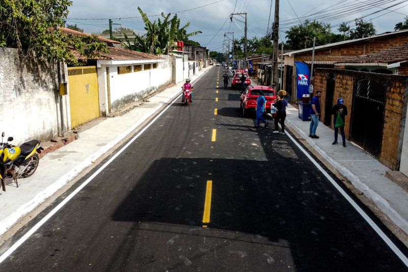 Travessa São Geraldo, Tapanã.
Inauguração das obras do programa asfalto por todo o Pará <div class='credito_fotos'>Foto: Augusto Miranda / Ag. Pará | <a href='/midias/2024/originais/21140_08da831c-e7f7-3dc7-e6b8-29d194c772e1.jpg' download><i class='fa-solid fa-download'></i> Download</a></div>